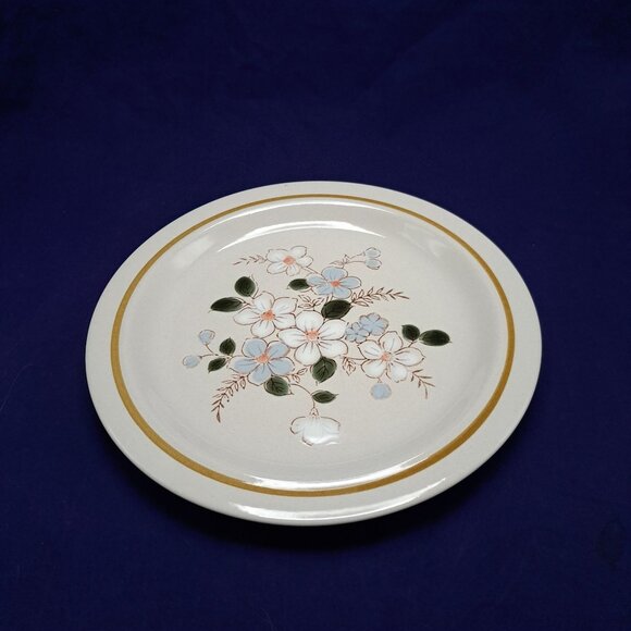 Kingsbury Stoneware Collection Autumn Flowers Hand Painted Plate - Picture 1 of 9